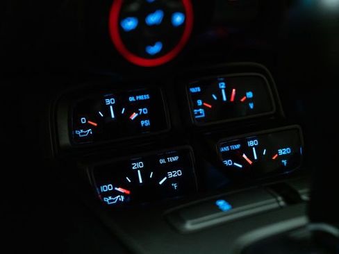 Used 2014 Chevrolet Camaro SS image 26