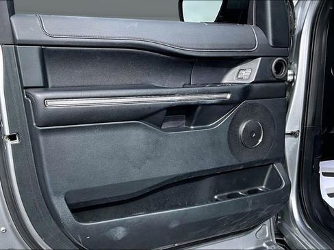 Used 2020 Ford Expedition XLT w/ Equipment Group 202A image 20