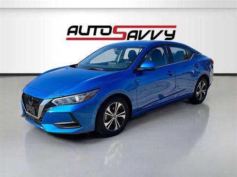 Used 2023 Nissan Sentra SV image 3