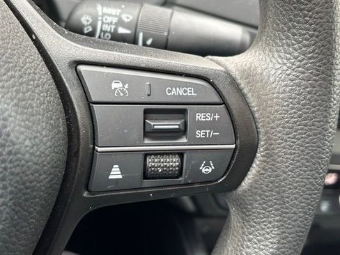 Certified 2023 Honda Accord EX image 11