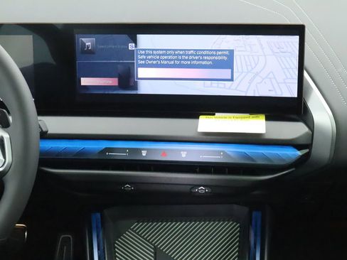 Certified 2025 BMW X3 xDrive30i w/ Premium Package image 15