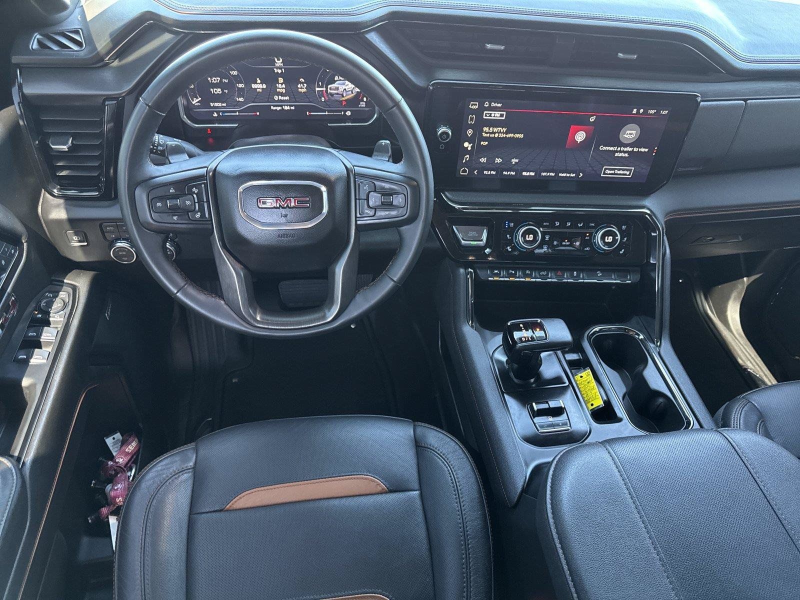 Used 2024 GMC Sierra 1500 AT4 w/ AT4 Preferred Package AWD/4WD image 14
