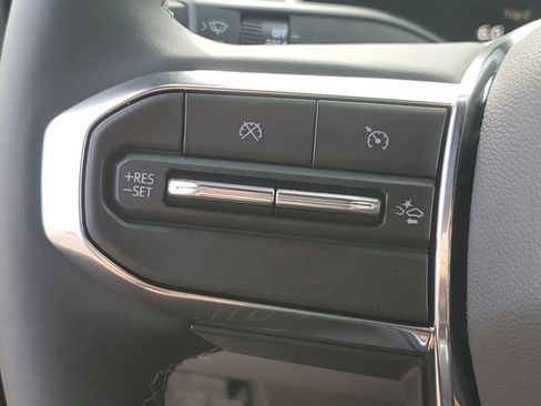 New 2026 GMC Canyon Denali AWD/4WD image 10