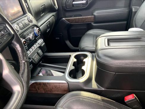 Used 2020 GMC Sierra 3500 Denali w/ Denali Ultimate Package image 13