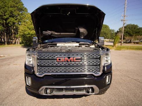 Used 2020 GMC Sierra 2500 Denali w/ Denali Ultimate Package image 9