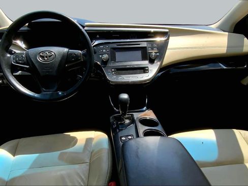 Used 2013 Toyota Avalon XLE FWD image 15