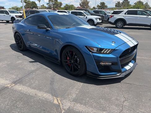 Used 2021 Ford Mustang Shelby GT500 w/ Technology Package RWD image 3