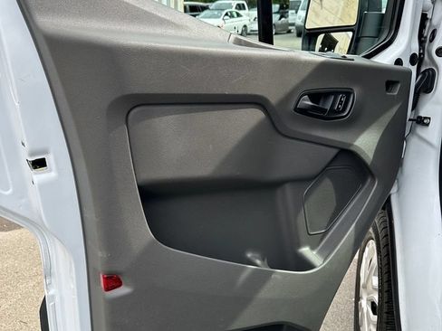 Used 2025 Ford Transit 250 Low Roof w/ Exterior Upgrade Package RWD image 8