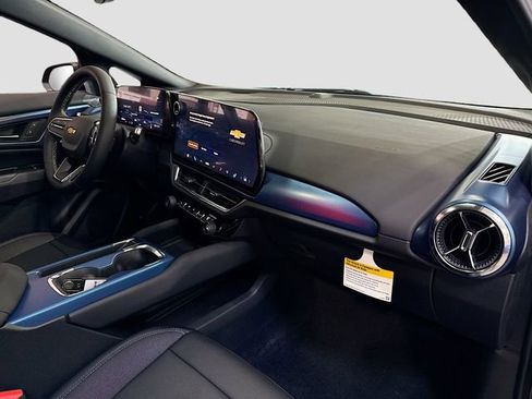 New 2026 Chevrolet Equinox EV LT AWD/4WD image 29