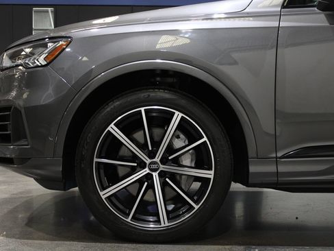 Used 2023 Audi Q7 3.0T Premium Plus w/ Premium Plus Package AWD/4WD image 9