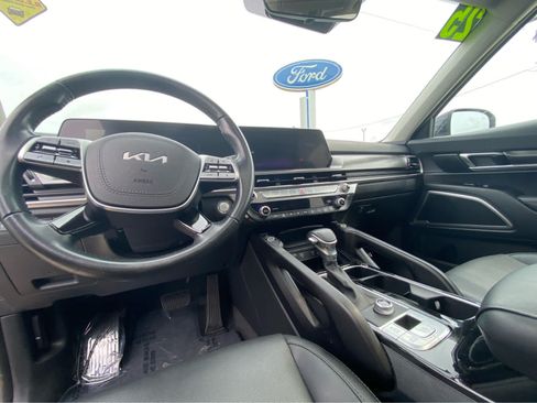 Used 2025 Kia Telluride S FWD image 24