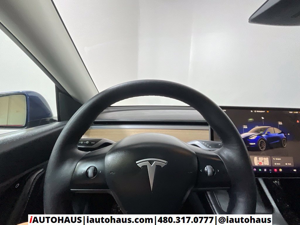Used 2022 Tesla Model Y Performance AWD/4WD image 26