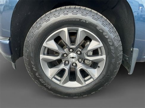 Used 2020 Chevrolet Silverado 1500 RST w/ All-Star Edition image 13