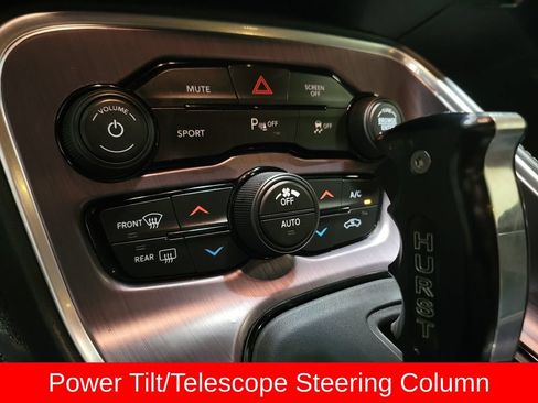 Used 2017 Dodge Challenger R/T Plus RWD image 19