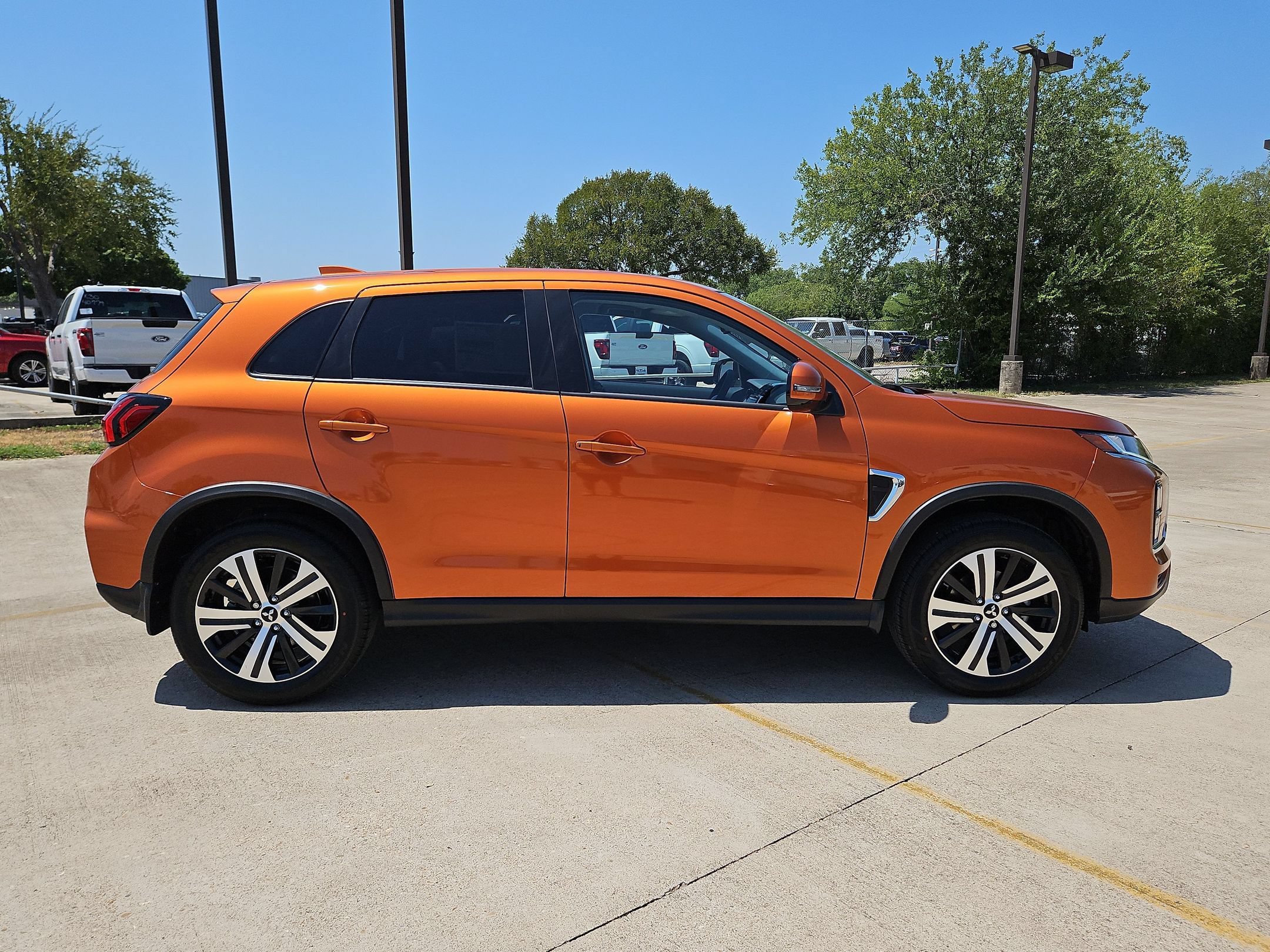 New 2027 Mitsubishi Outlander Sport SE AWD/4WD image 6