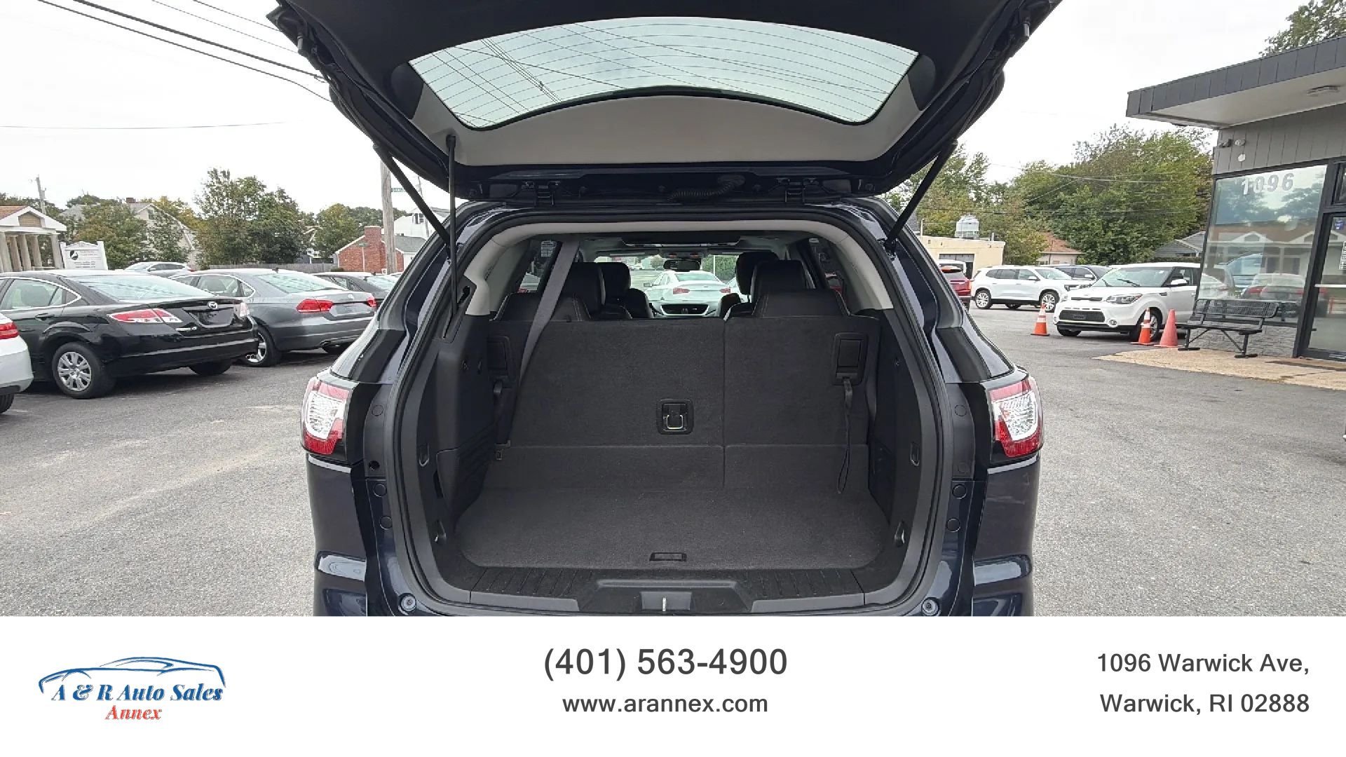 Used 2015 Chevrolet Traverse LTZ AWD/4WD image 22