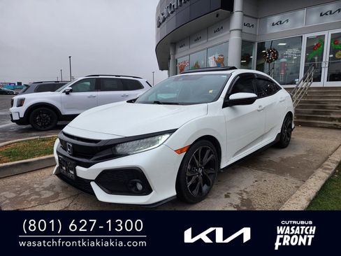 Used 2017 Honda Civic Sport Touring image 1