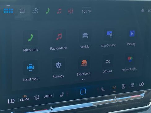 New 2026 Volkswagen Tiguan SE AWD/4WD image 7