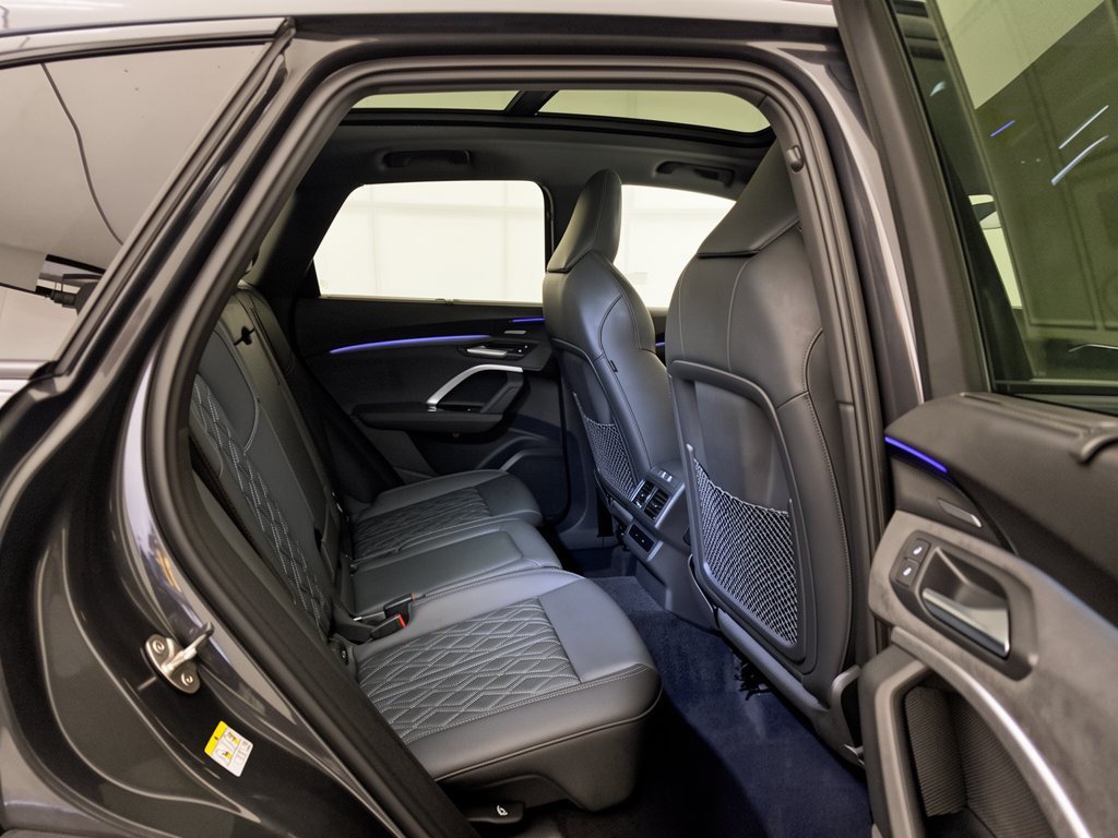 Used 2025 Audi SQ5 Premium Plus w/ Premium Plus Package AWD/4WD image 29