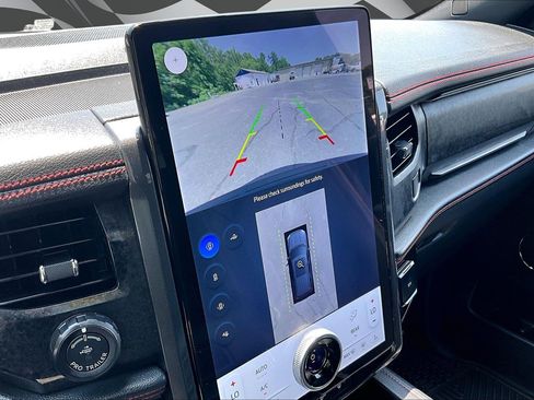 Certified 2024 Ford Expedition Limited AWD/4WD image 23