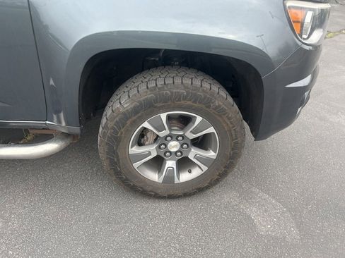 Used 2015 Chevrolet Colorado Z71 image 12