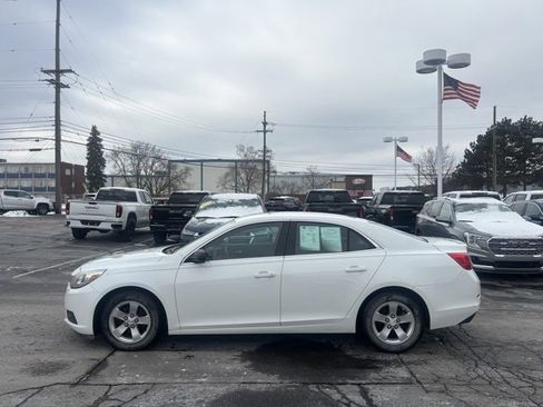 Used 2014 Chevrolet Malibu LS image 8