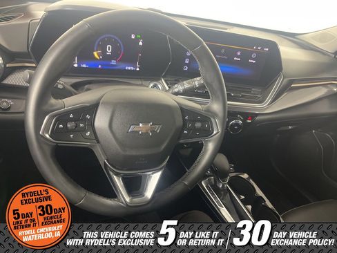 Certified 2025 Chevrolet Trax ACTIV w/ Driver Confidence Package image 32