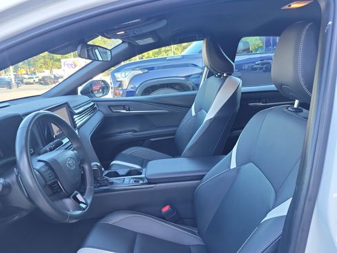 Certified 2025 Toyota Camry SE FWD image 21