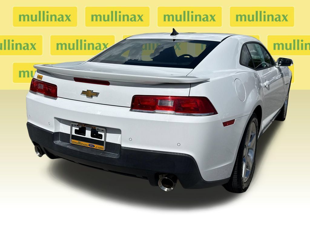 Used 2014 Chevrolet Camaro LT RWD image 4