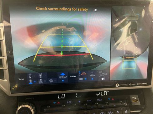 Used 2022 Toyota Tundra Limited w/ TRD Off-Road Package image 21