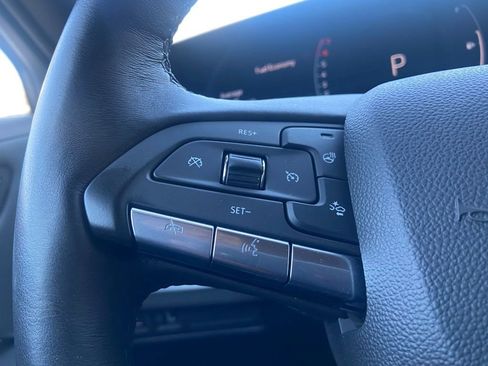 Certified 2025 Cadillac XT4 Premium Luxury FWD image 26