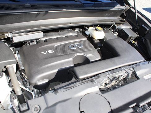 Used 2019 INFINITI QX60 Luxe w/ Essential Package image 30