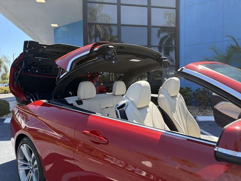 Used 2019 BMW 430i Convertible w/ Convenience Package image 18