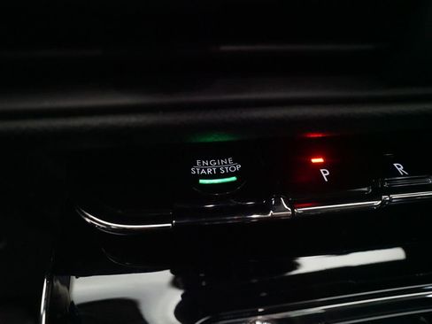 Used 2023 Lincoln Corsair Standard w/ Equipment Group 101A image 28