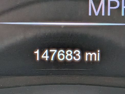 Used 2018 Jeep Grand Cherokee Altitude image 34