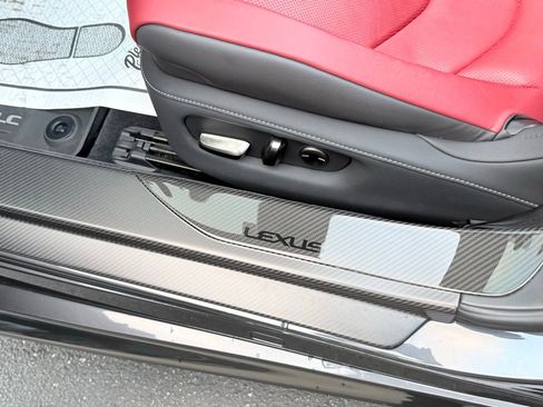 Used 2021 Lexus LC 500 Convertible image 37