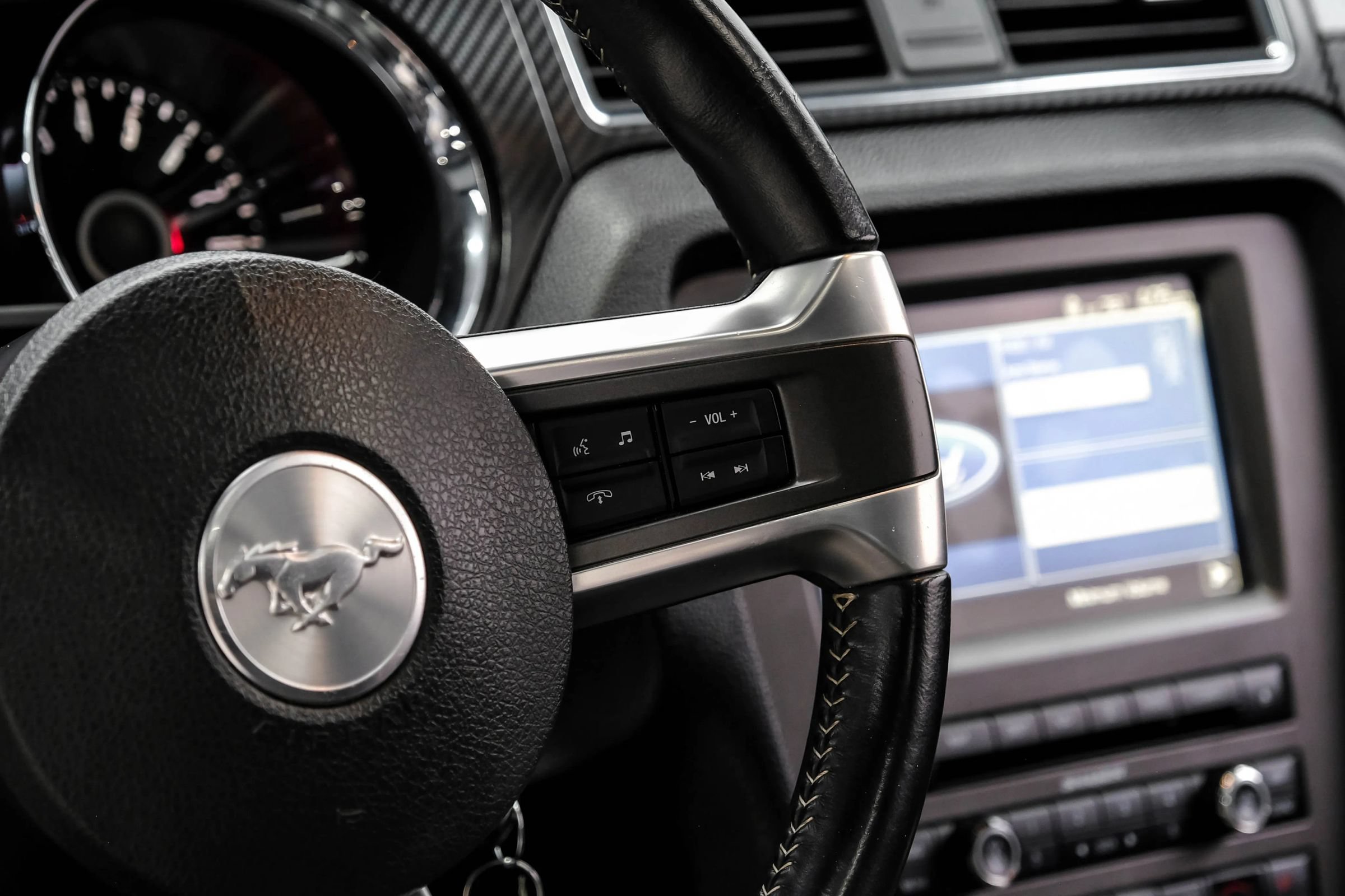 Used 2014 Ford Mustang GT Premium w/ Electronics Package RWD image 22