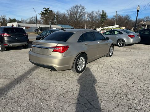 Used 2014 Chrysler 200 Touring image 6