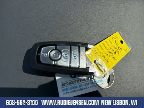 Used 2025 Ford Explorer Active w/ Active Comfort Package AWD/4WD image 29