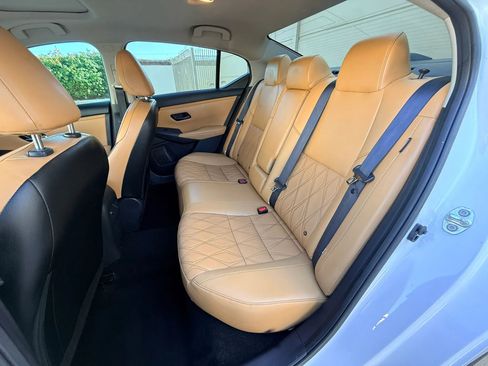 Used 2024 Nissan Sentra SV w/ SV Premium Package image 14