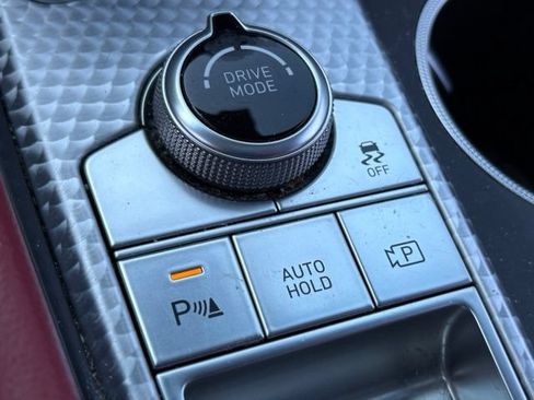 Used 2023 Genesis G70 2.0T w/ Sport Prestige Package AWD/4WD image 24