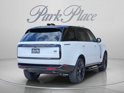 Used 2023 Land Rover Range Rover Long Wheelbase SE AWD/4WD image 6