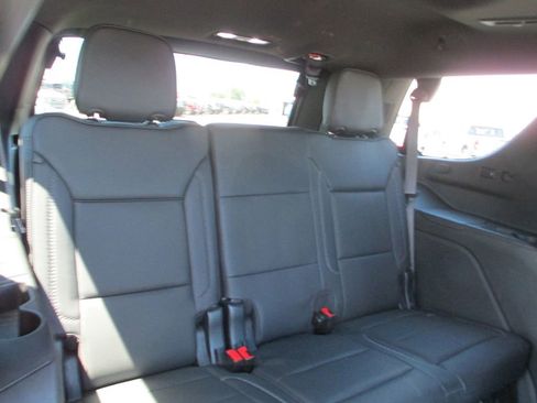 Used 2023 GMC Yukon Denali AWD/4WD image 29