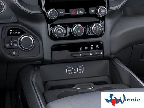 New 2026 RAM 1500 Express AWD/4WD image 28