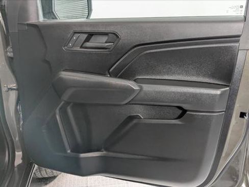 Used 2024 Chevrolet Colorado W/T image 16