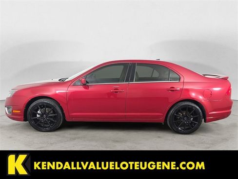 Used 2010 Ford Fusion SEL image 2