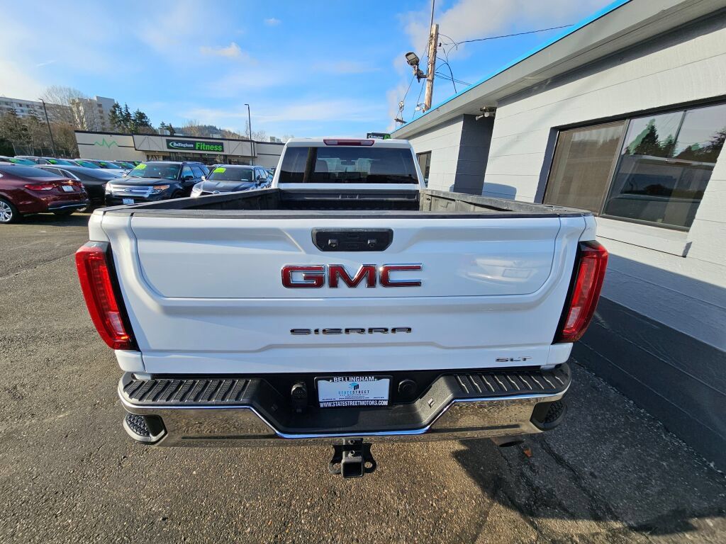 Used 2022 GMC Sierra 3500 SLT w/ X31 Off-Road Package AWD/4WD image 5