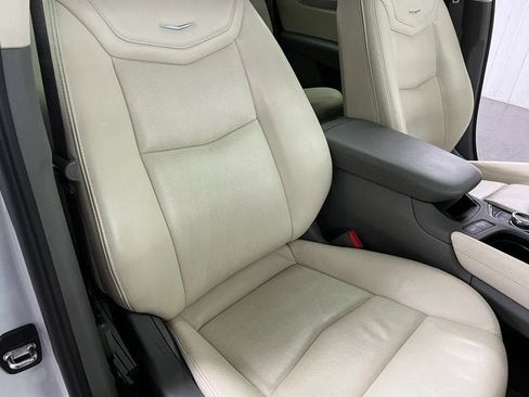 Certified 2022 Cadillac XT5 Premium Luxury image 18