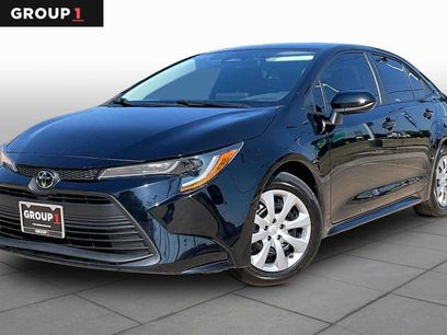 Used 2025 Toyota Corolla LE