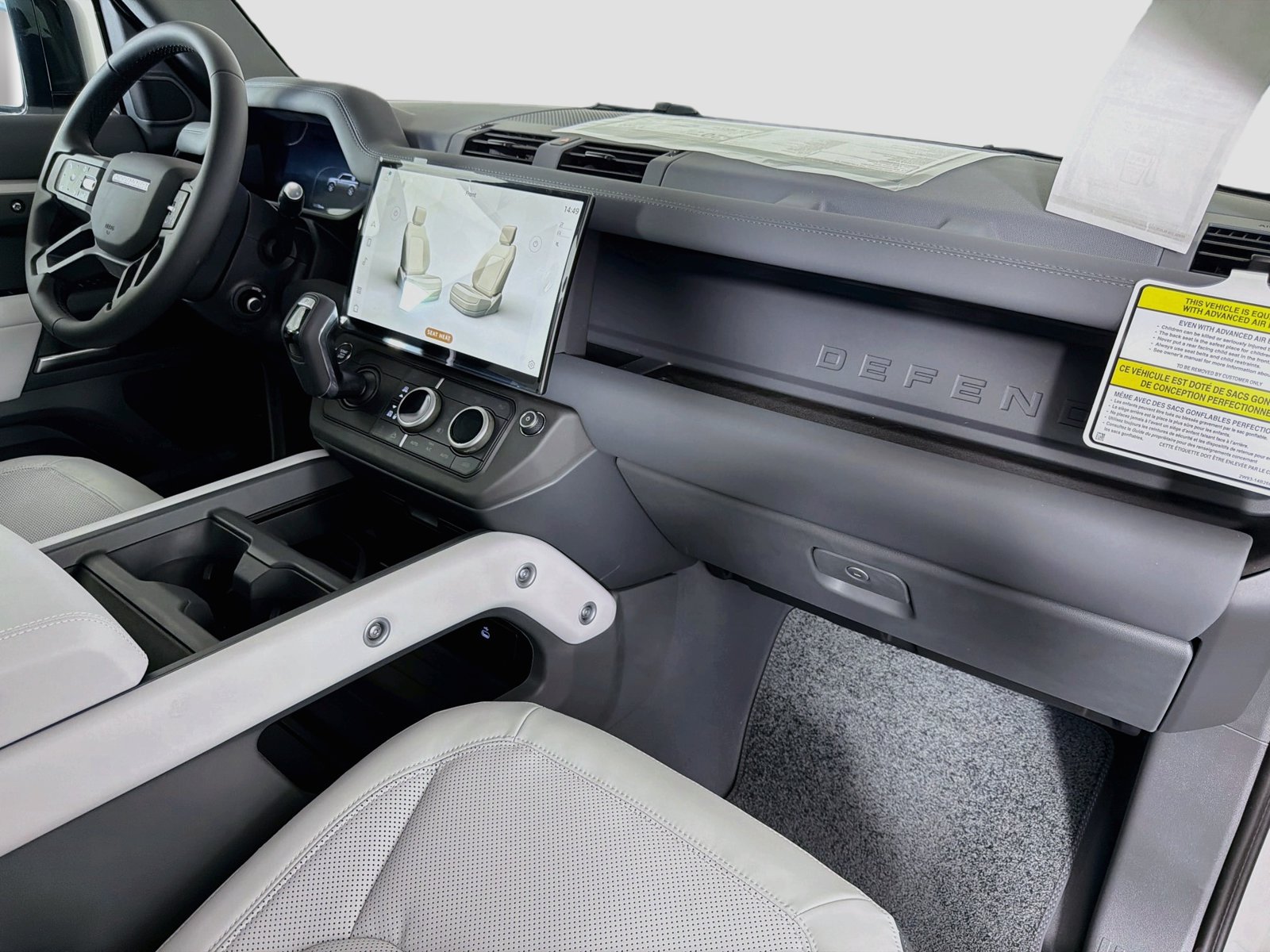 Used 2026 Land Rover Defender 110 X-Dynamic SE AWD/4WD image 36